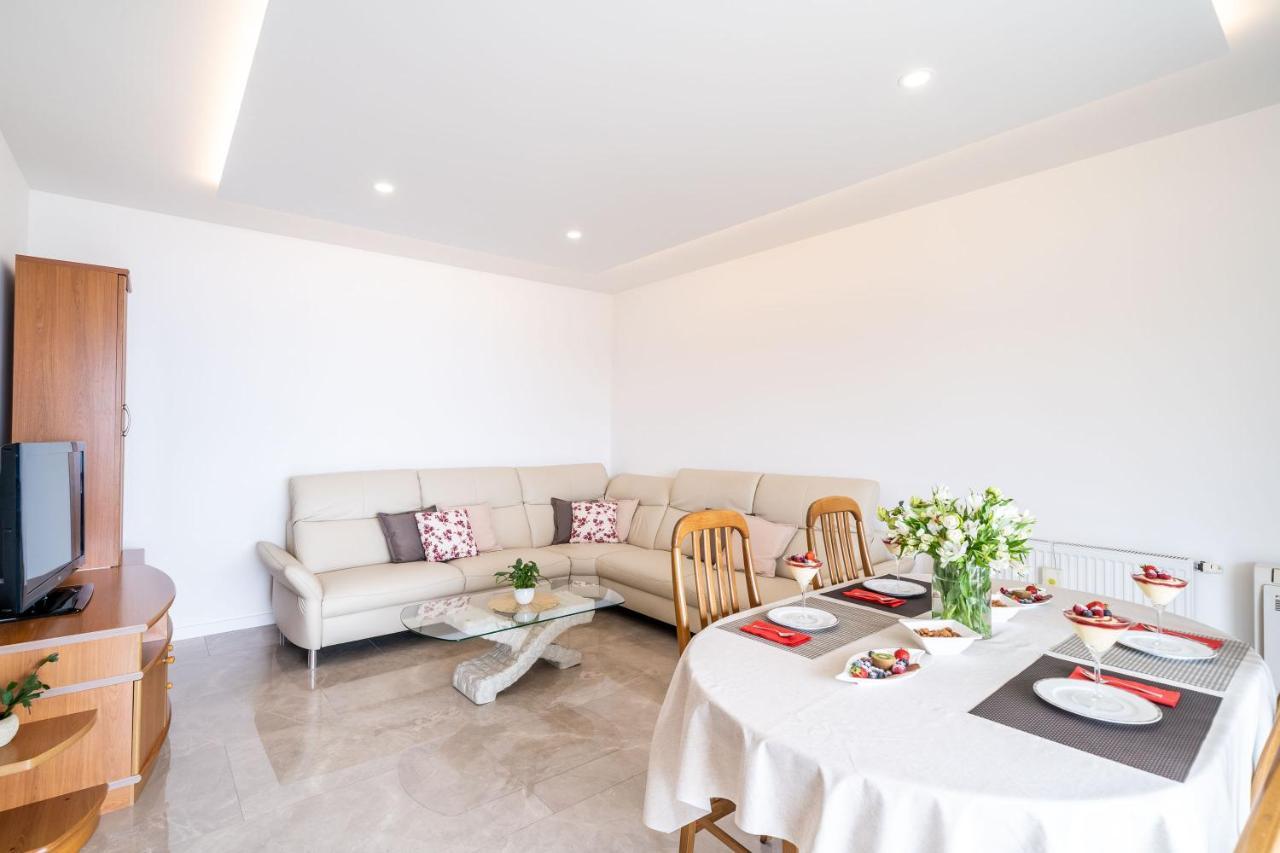 Deluxe Apartment 米利尼 外观 照片